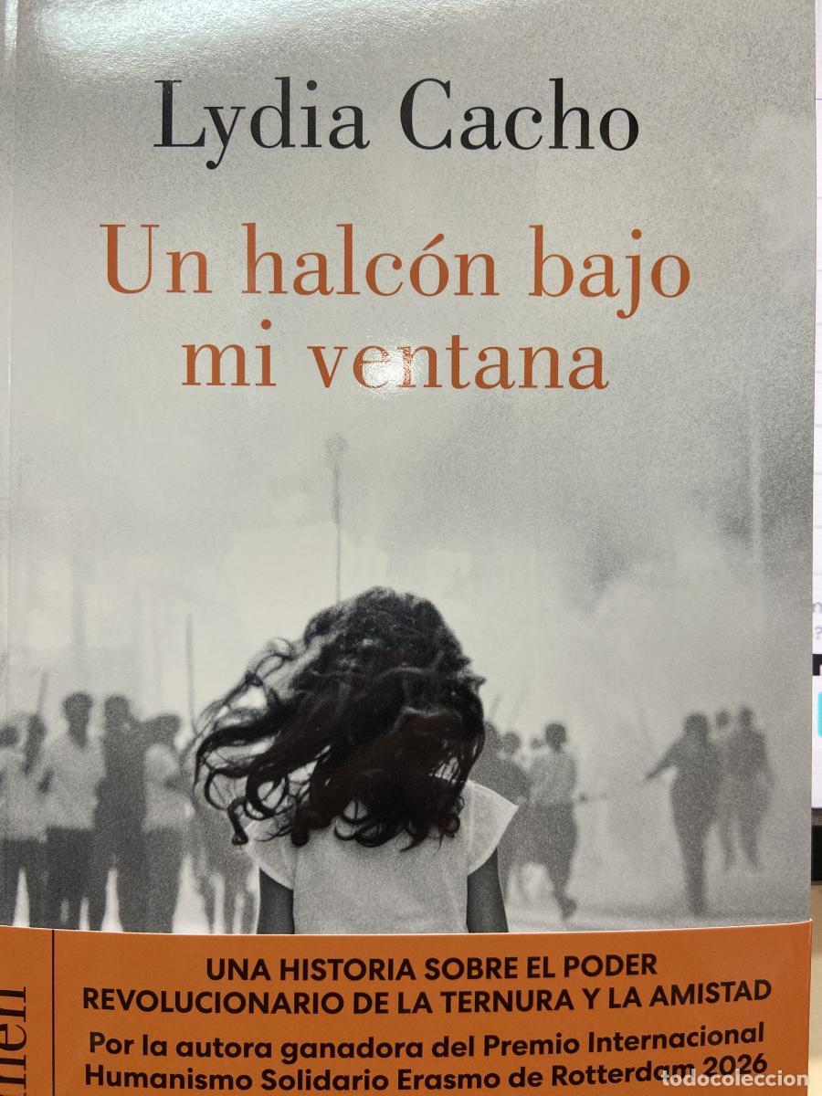 Libros: Un halc&oacute;n bajo mi ventana - Lydia Cacho