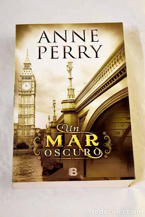 books: Un mar oscuro: Perry, Anne.- Perry, Anne