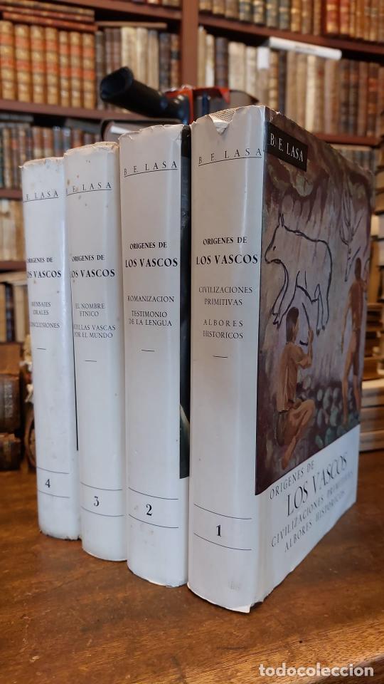 Libri di seconda mano: ORIGENES DE LOS VASCOS. - ESTORNES LASA, Bernardo.