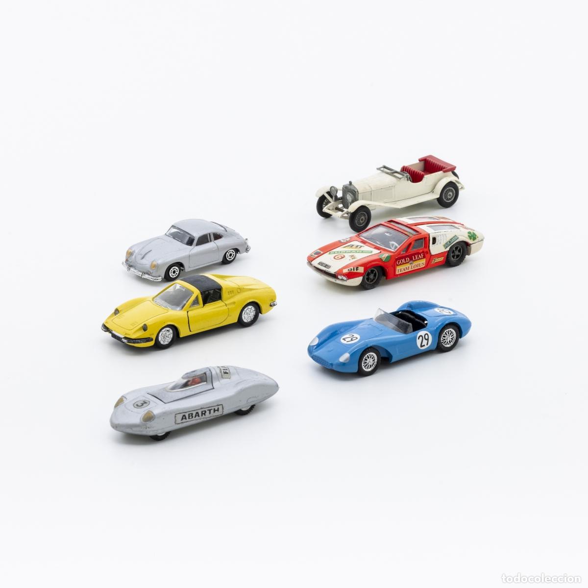 Libri di seconda mano: Juguetes - Maquetas - 6 coches en miniatura