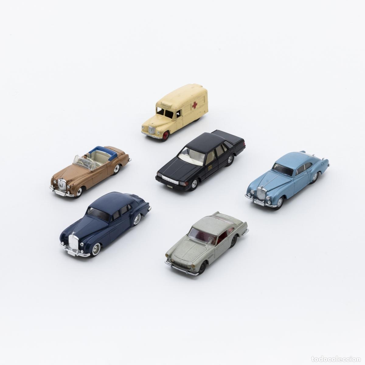 Libri di seconda mano: Juguetes - Maquetas - 6 coches en miniatura