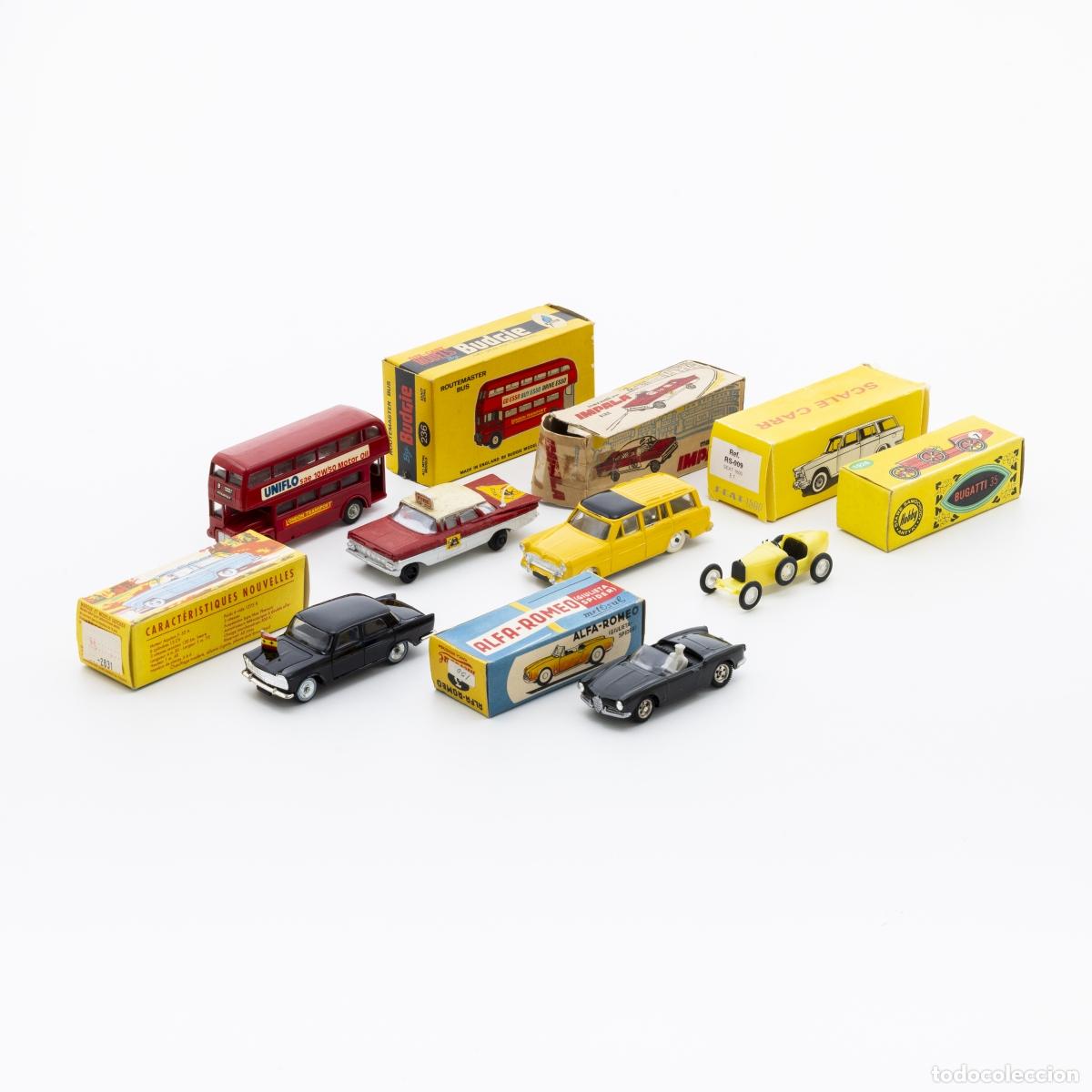 books: Juguetes - Maquetas - 6 coches en miniatura