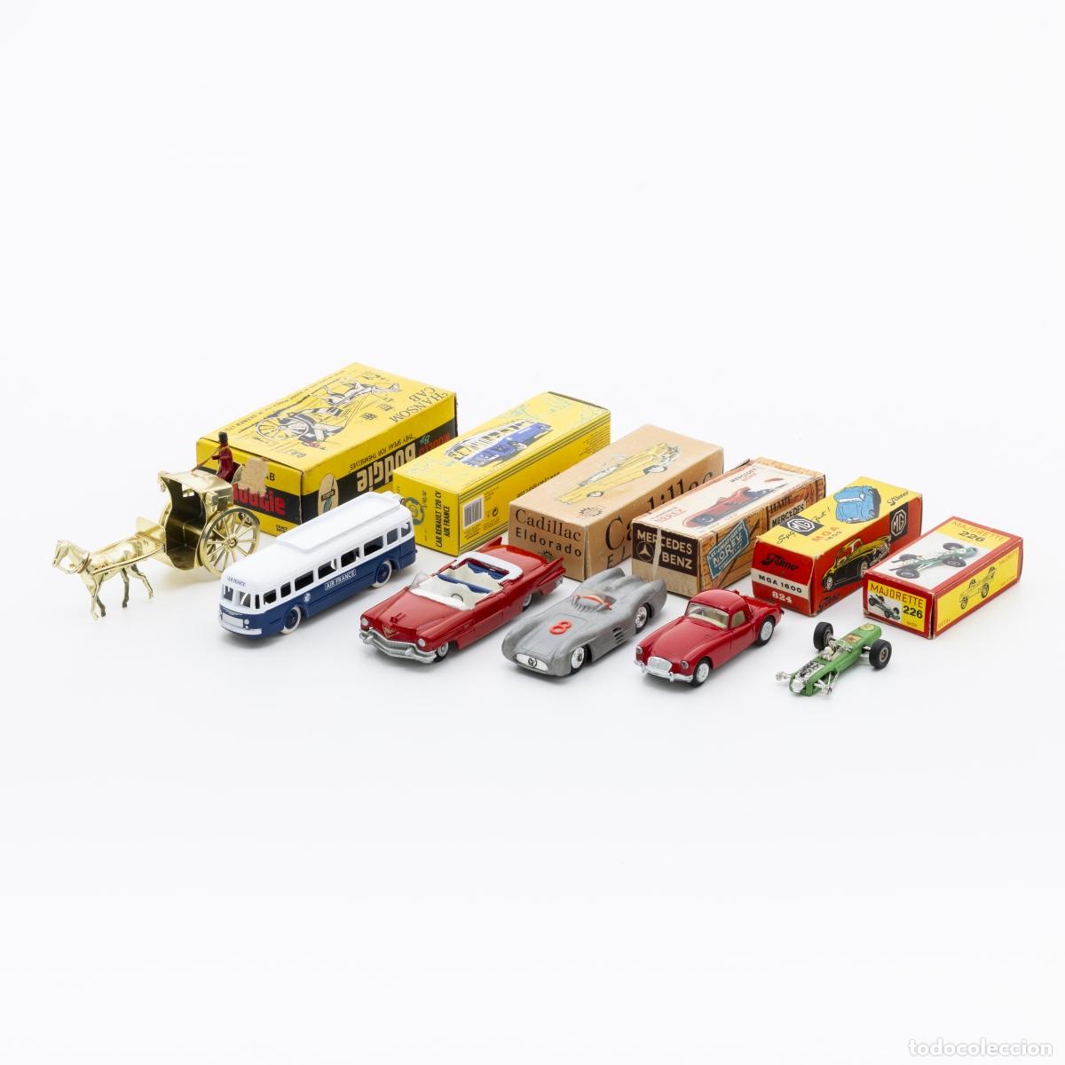 books: Juguetes - Maquetas - 6 coches en miniatura
