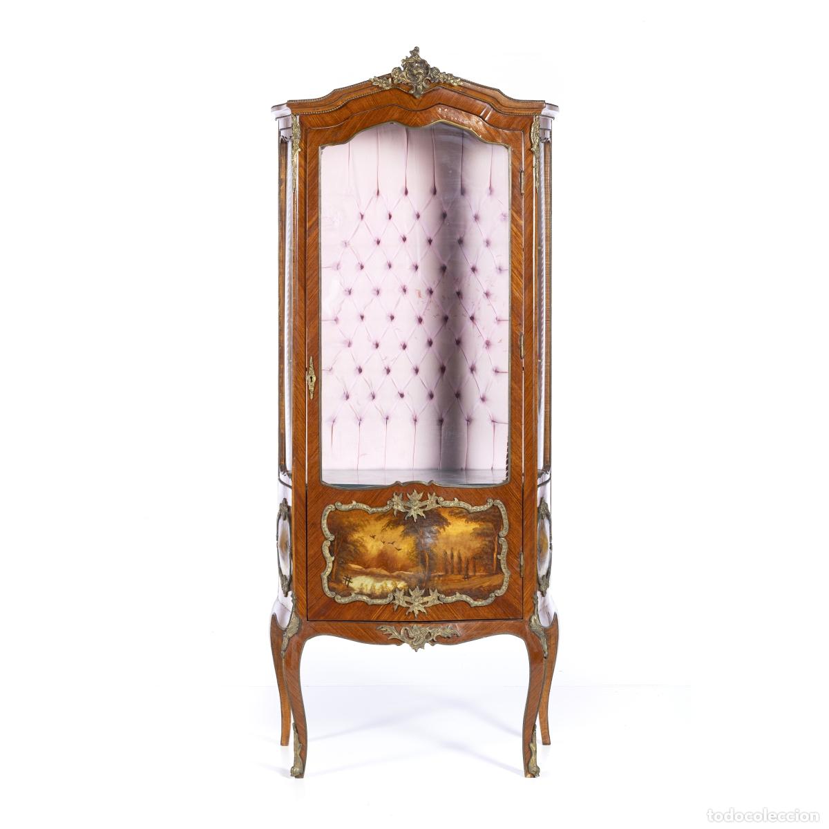 Livres: Muebles - Vitrina estilo Luis XV