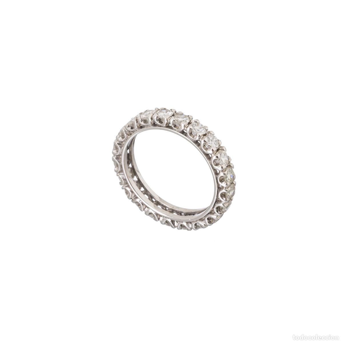 Livres: Joyas - Anillo de oro con diamantes