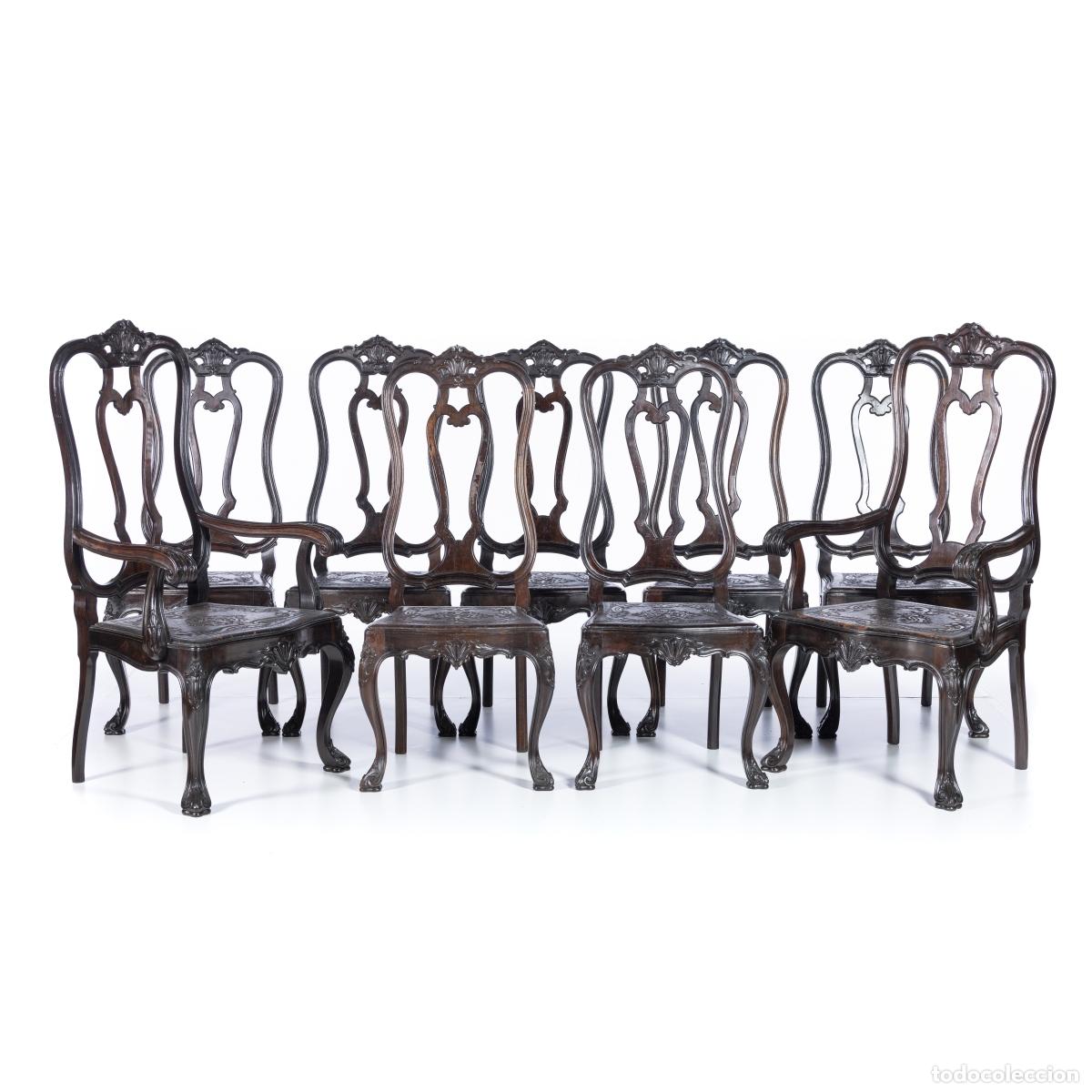 Libri di seconda mano: Mobiliario - Conjunto de dos sillones y siete sillas, en madera de palisandro.