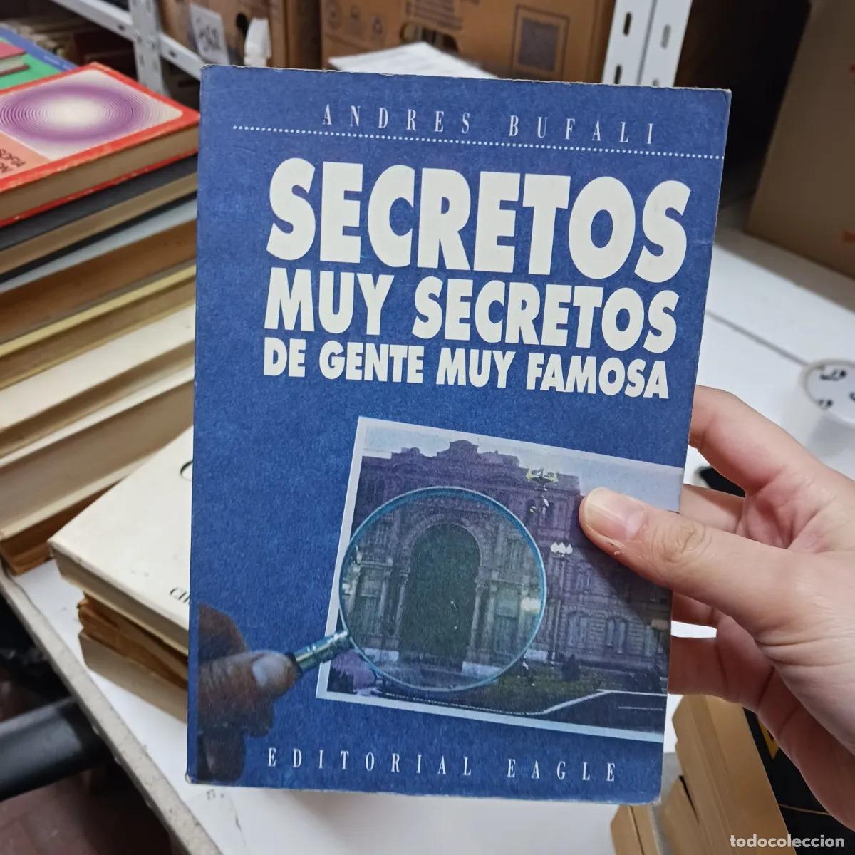 Livros em segunda m&atilde;o: Secretos muy secretos de gente muy famosa (det.) - Andres Bufali