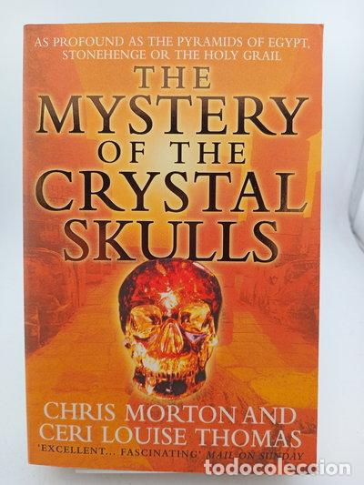 Livros em segunda m&atilde;o: The mystery of the crystal skulls- 9780722534861