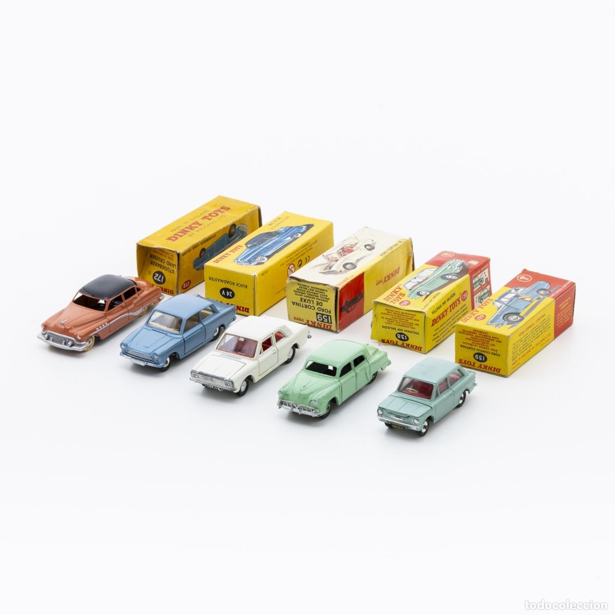 Libri di seconda mano: Juguetes - Dinky Toys 5 coches