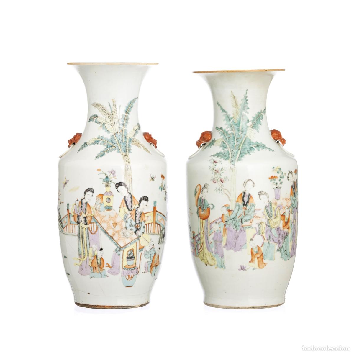 books: Porcelana china - Par de jarrones - Siglo XIX
