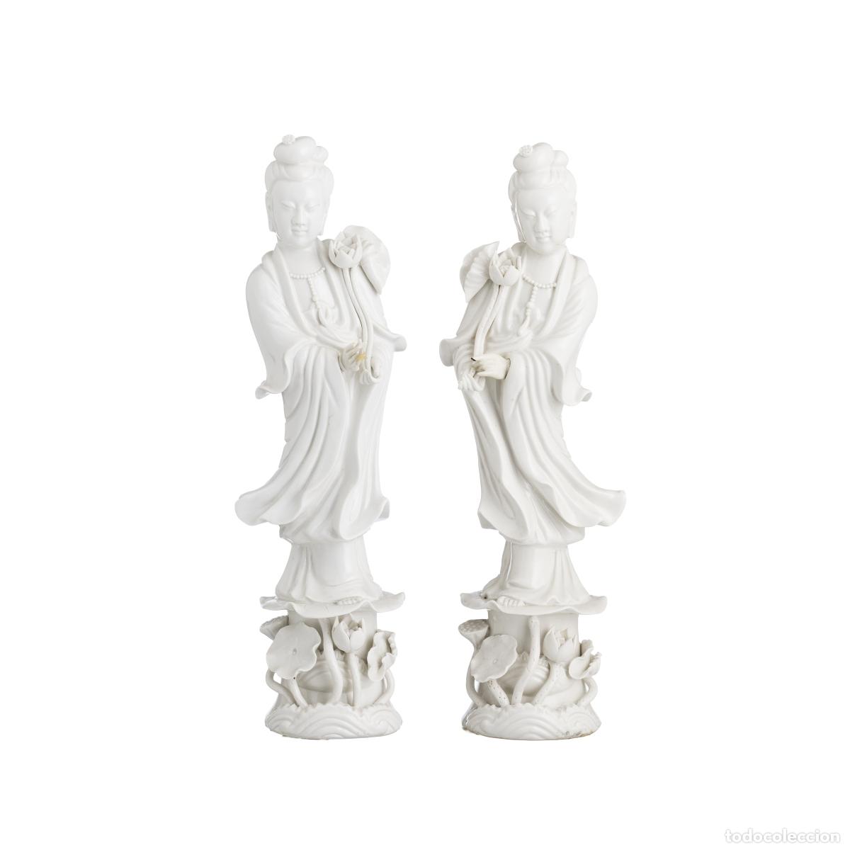 Livres: Porcelana china - Guanyin con flor de loto - Blan de Chine