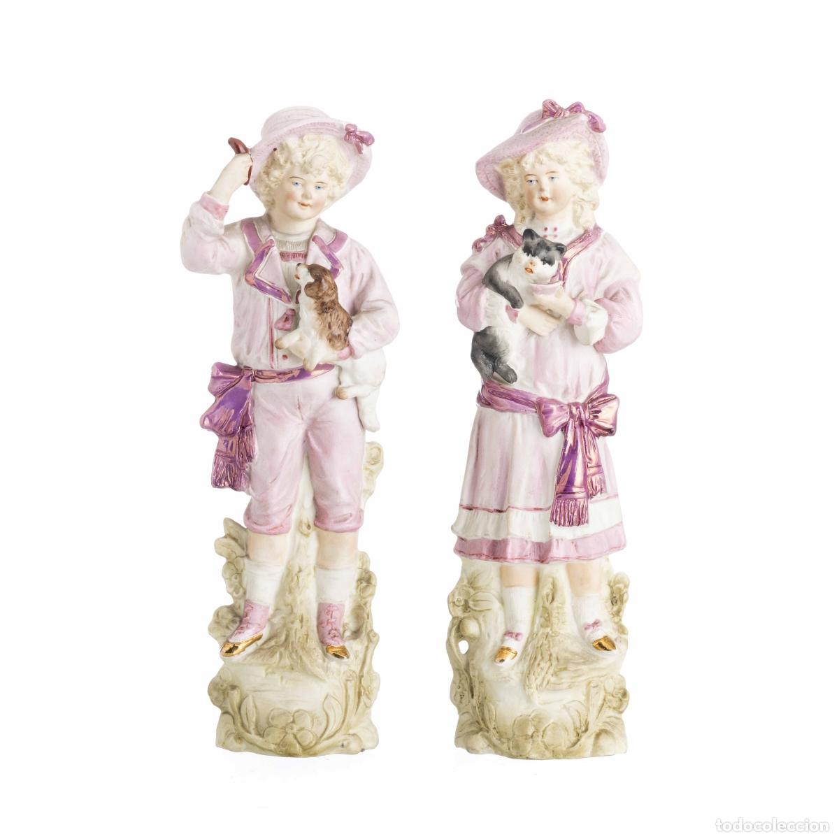 Livros em segunda m&atilde;o: Porcelana - Par de figuritas con animales - Siglo XIX