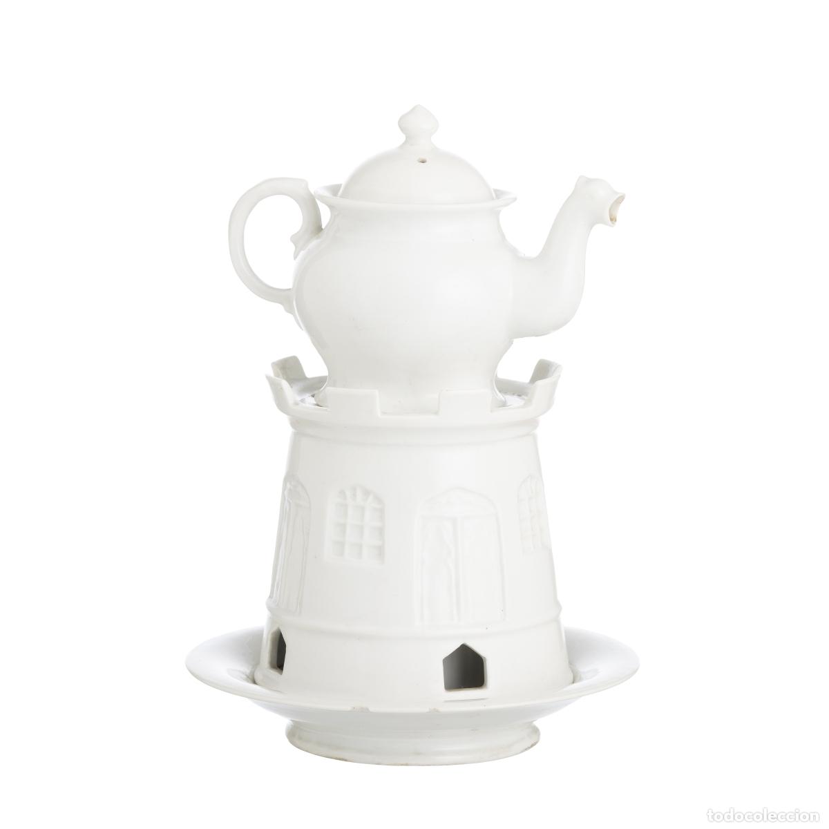 B&uuml;cher: Porcelana - L&aacute;mpara 'Castillo' con tetera - 'Vista Alegre'