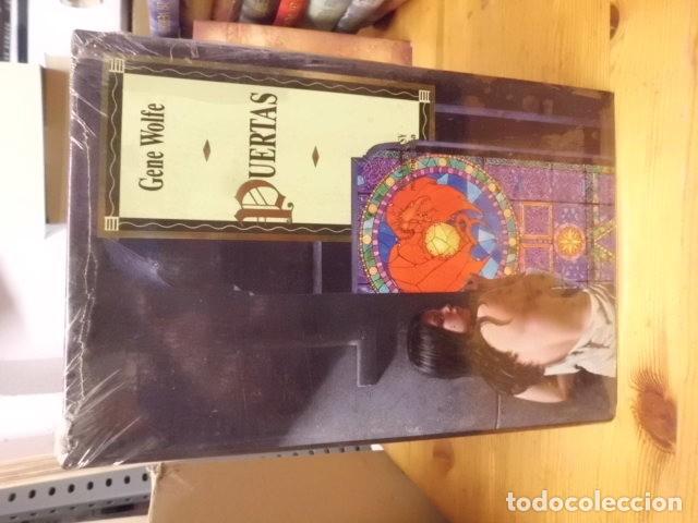 Libros: PUERTAS GENE WOLFE ....
