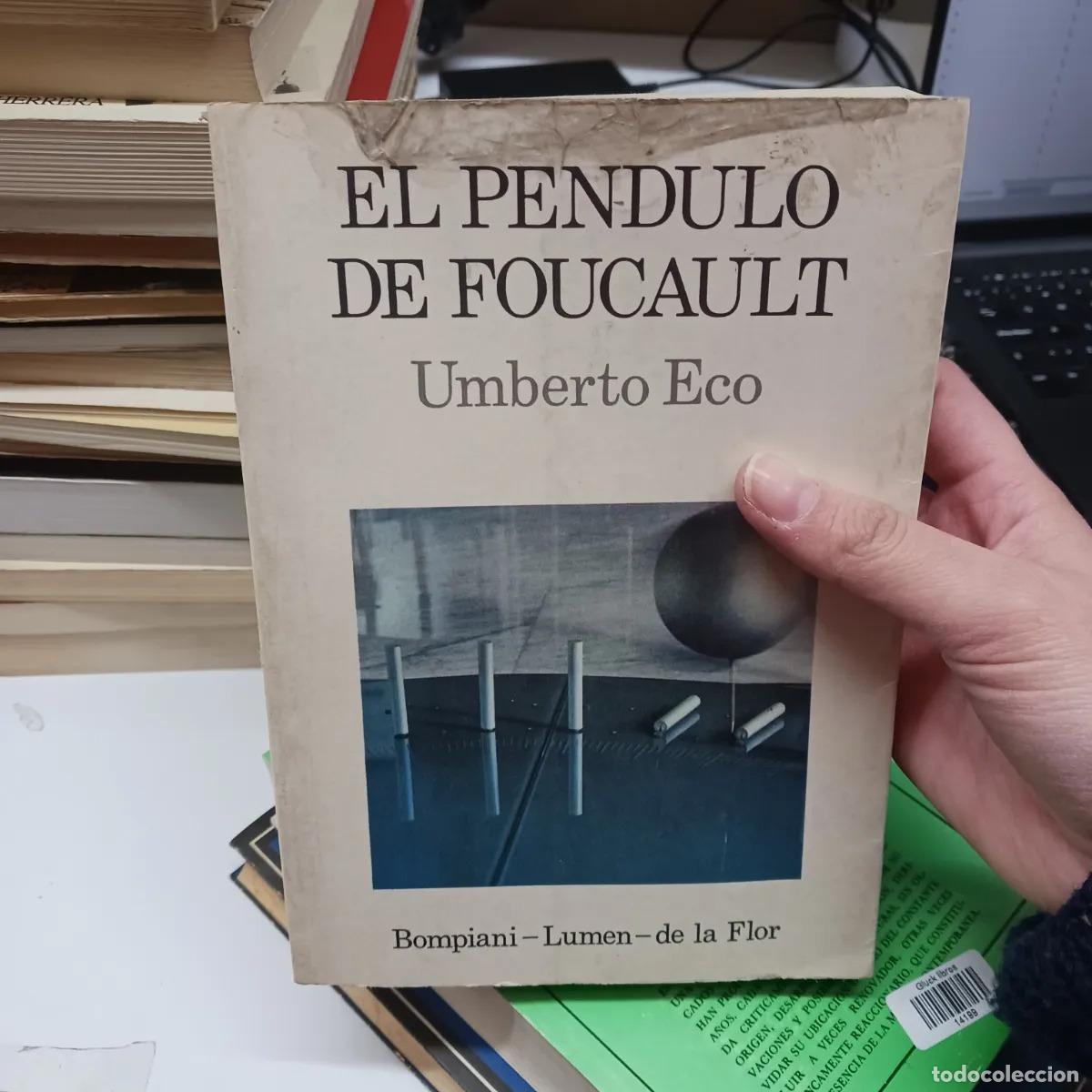 Livres: El pendulo de Foucault (det.) - Umberto Eco