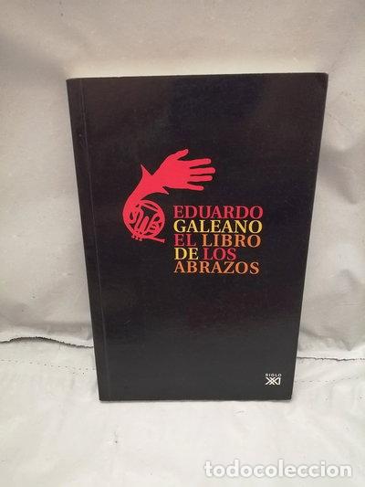 Livres: El libro de los abrazos- 9788432306907