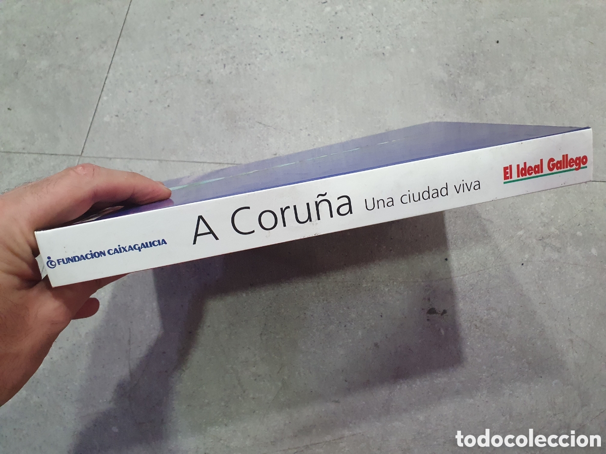 Libros: A Coru&ntilde;a. Una ciudad viva. (L132) - Foto 2
