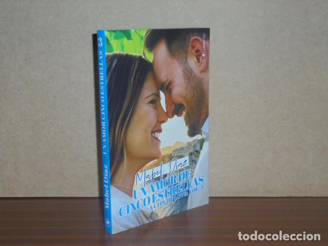 books: UN AMOR DE CINCO ESTRELLAS - D&iacute;az, Mabel