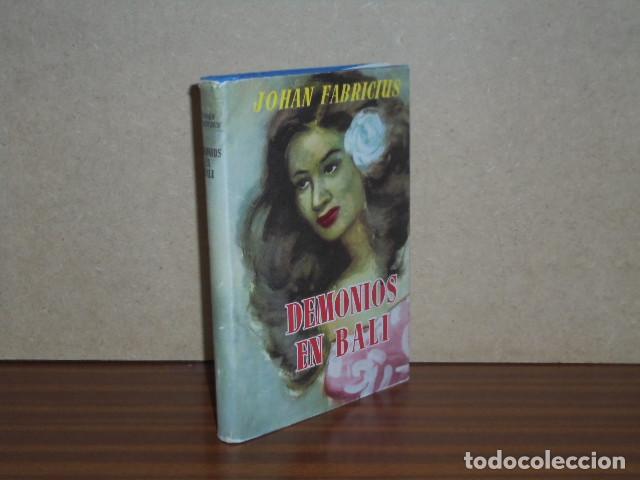 Livros em segunda m&atilde;o: DEMONIOS EN BALI - Fabricius, Johan