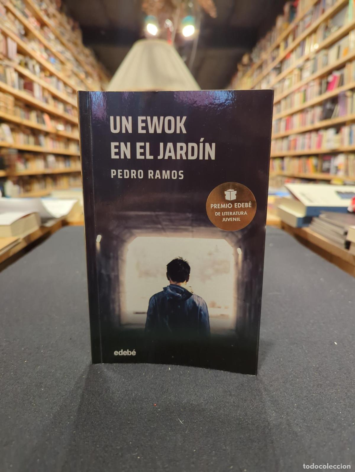 Livros em segunda m&atilde;o: UN EWOK EN EL JARD&Iacute;N -