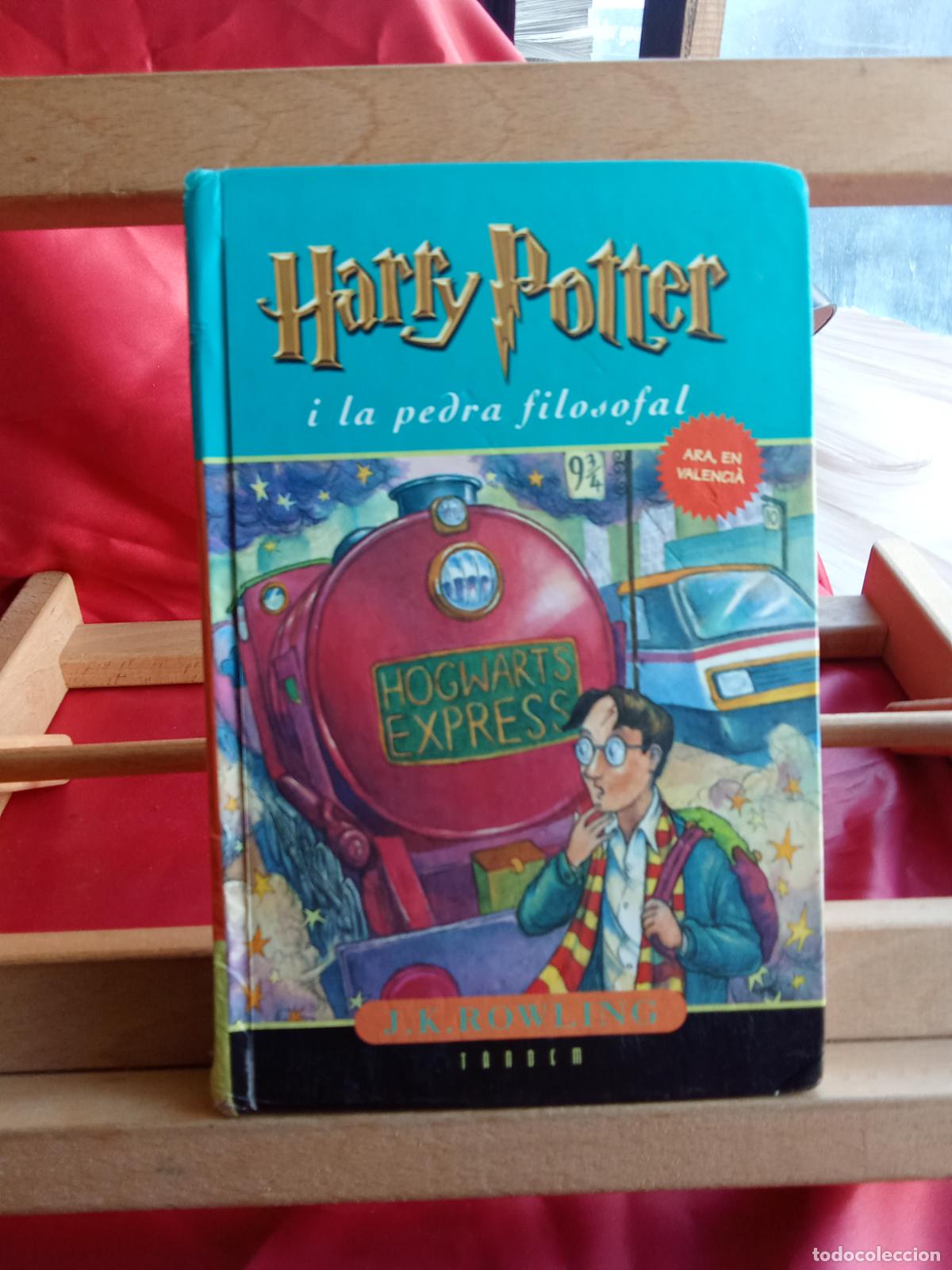 Libros: Harry Potter i la pedra filosofal. Joanne K. Rowling. L.7539-1972