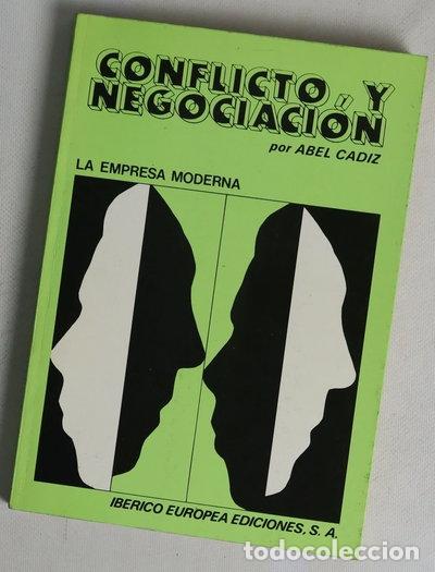 Livros em segunda m&atilde;o: Conflicto y negociaci&oacute;n- 9788425604256