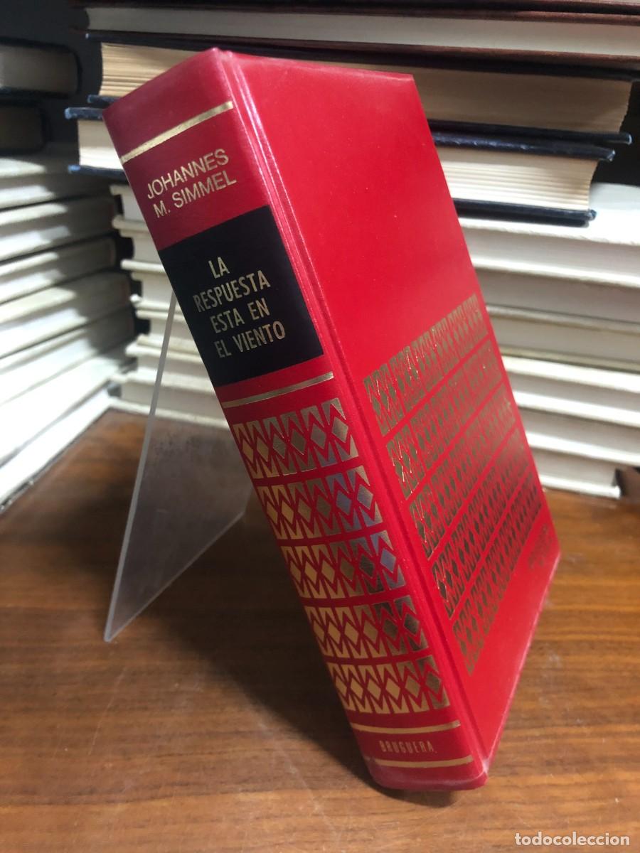 Libros: La respuesta est&aacute; en el viento Johannes M. Simmel / Editorial Bruguera