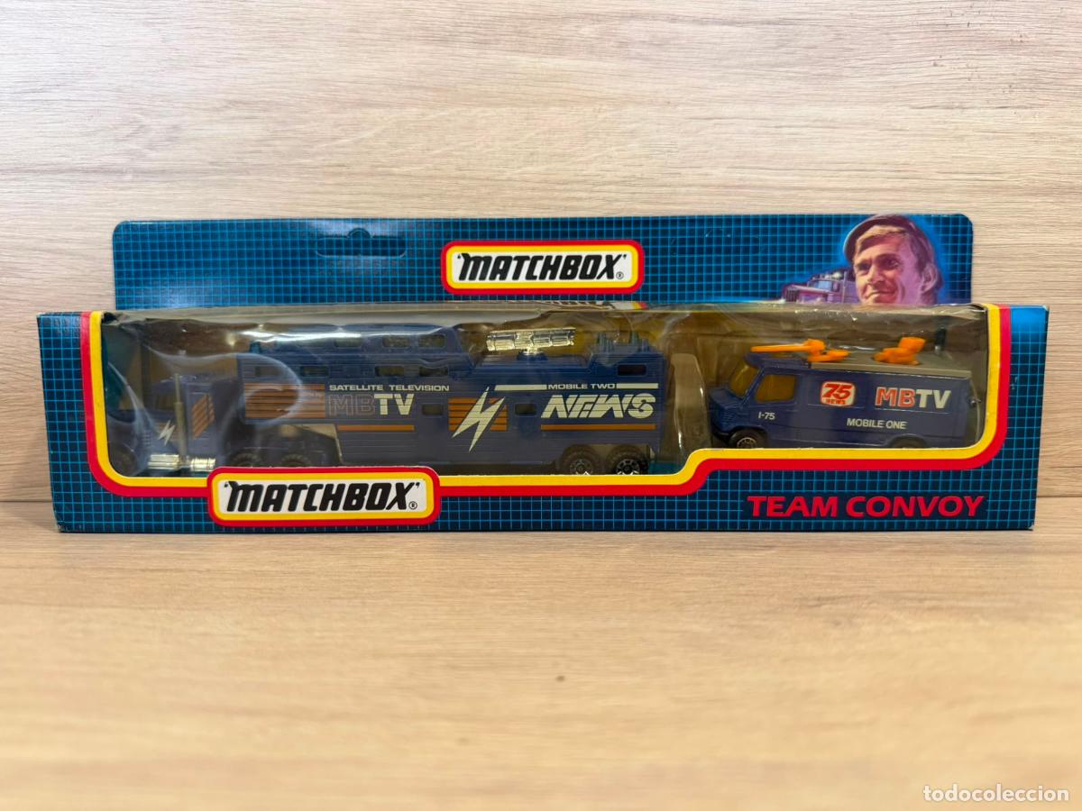 Libros: MATCHBOX TEAM CONVOY TC 13 TV NEWS SET - con caja