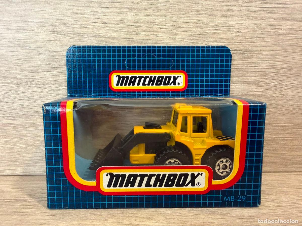 Libros: MATCHBOX MB-29 PELLETEUSE TRACTOR MET LAADSCHOP - con caja
