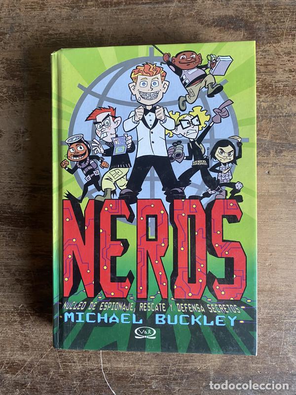 Livros em segunda m&atilde;o: NERDS - Buckley Michael