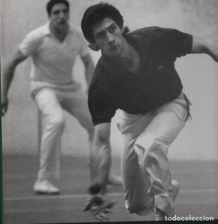 Livres: ANTOLOG&Iacute;A FOTOGR&Aacute;FICA DE LA PELOTA A MANO. 555 IM&Aacute;GENES CON HISTORIA MANU CECILIO- EDITORIAL: Diario
