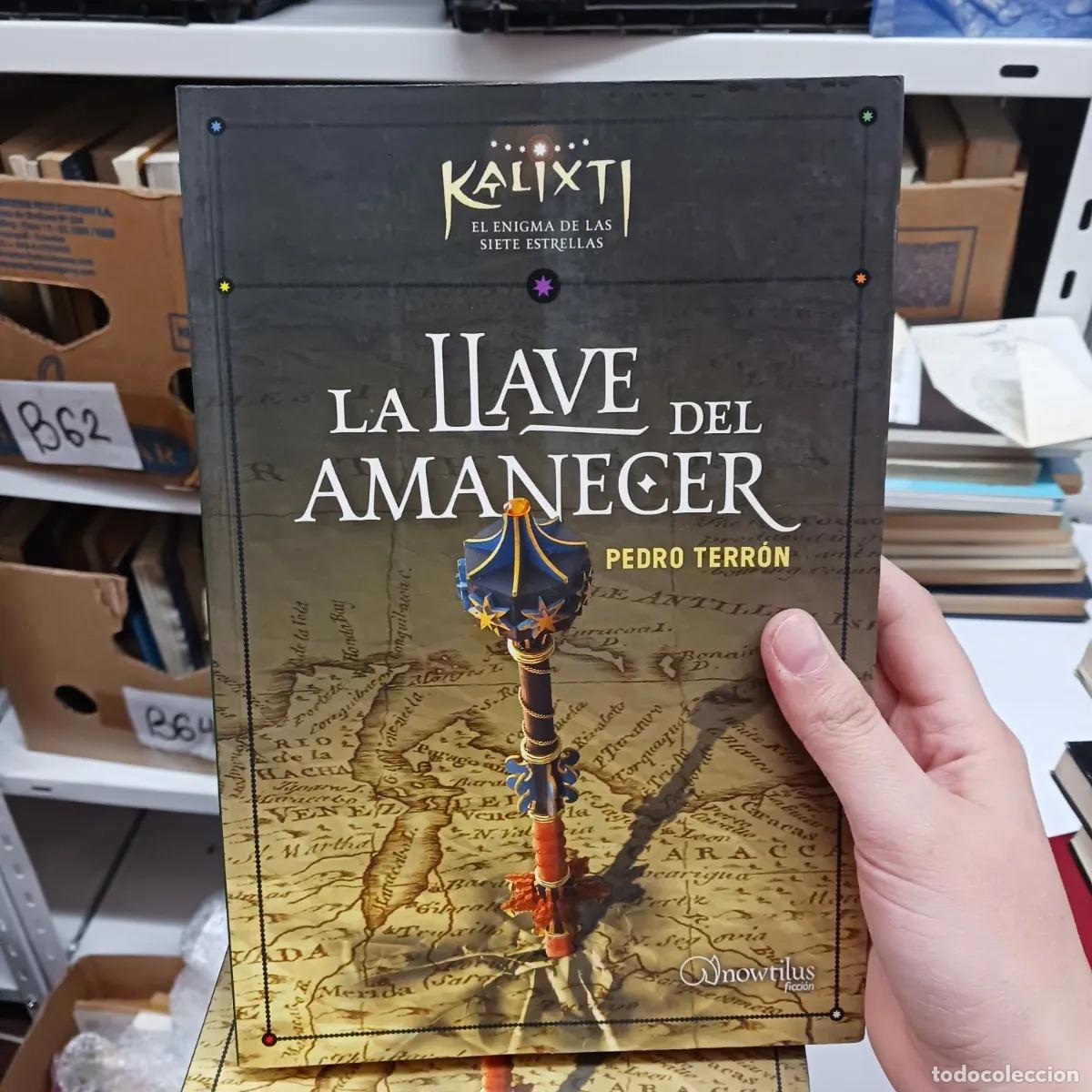 Libros: La llave del amanecer (det.) - Pedro Terron - Foto 1