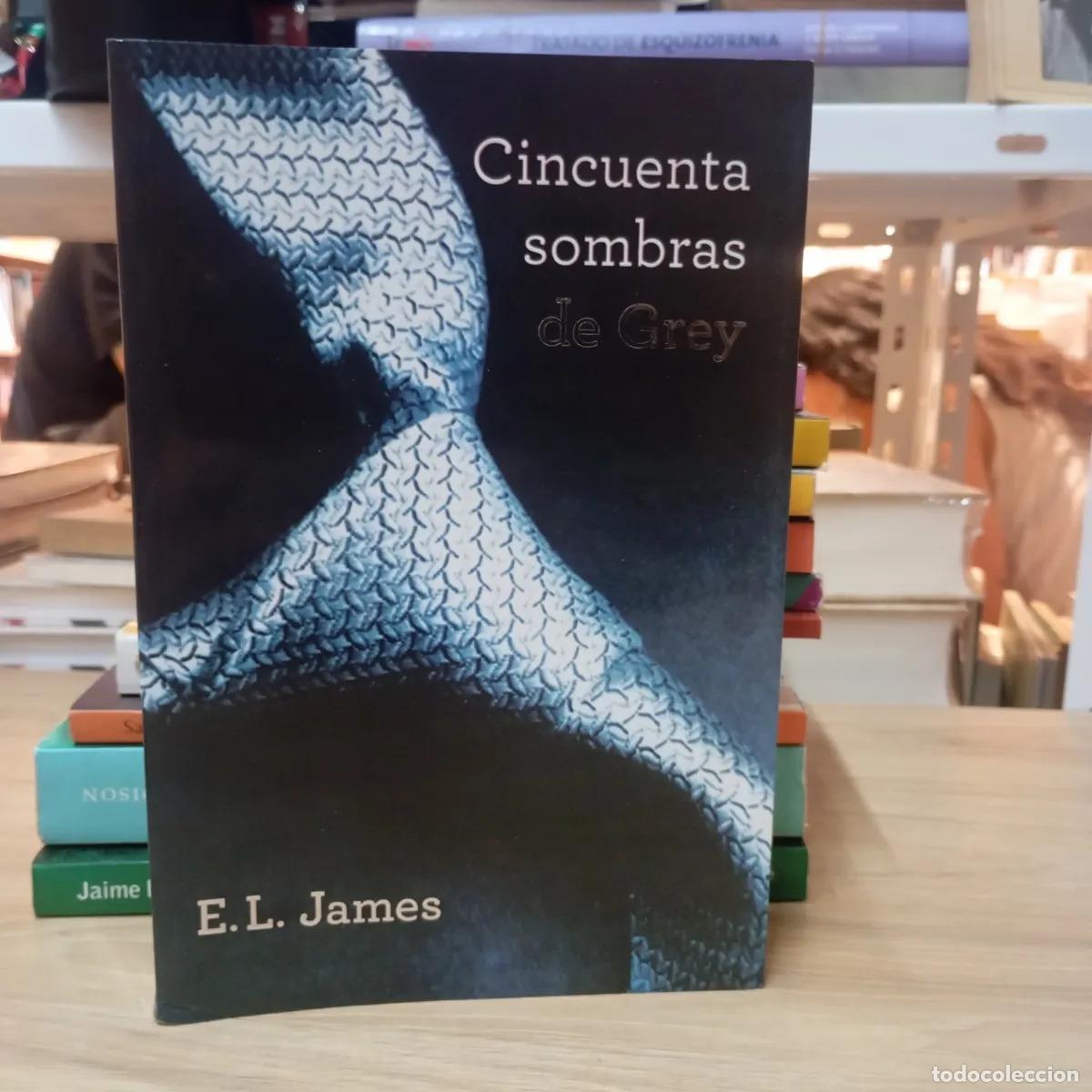 Libros: Cincuenta sombras de Grey 1 - E. L. James - Foto 1