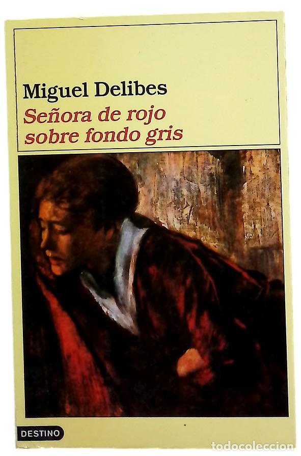 Livres: Se&ntilde;ora de rojo sobre fondo gris