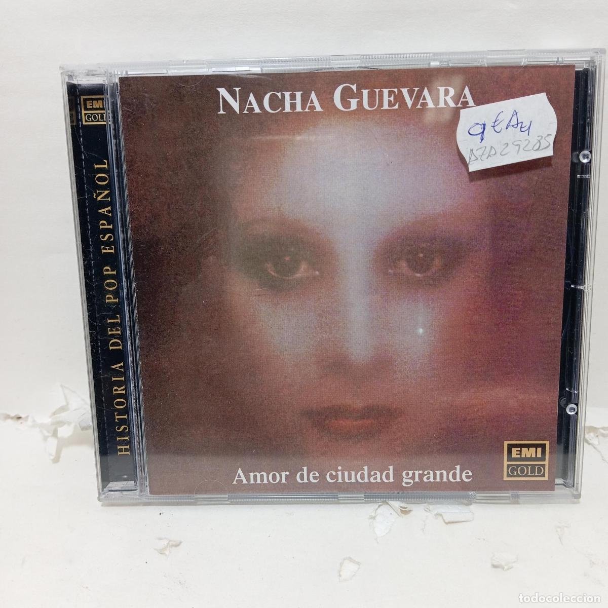 Libros: AMOR DE CIUDAD GRANDE - Nacha Guevara