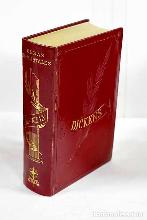 B&uuml;cher: Papeles p&oacute;stumos del club Pickwick ; Historia en dos ciudades ; Canci&oacute;n de navidad
