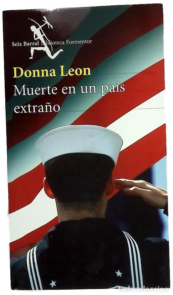 B&uuml;cher: Muerte en un pa&iacute;s extra&ntilde;o