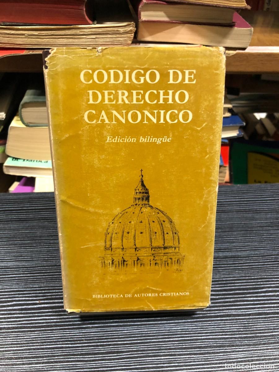 Libros: C&oacute;digo de Derecho Can&oacute;nico Biblioteca de Autores Cristianos (BAC)