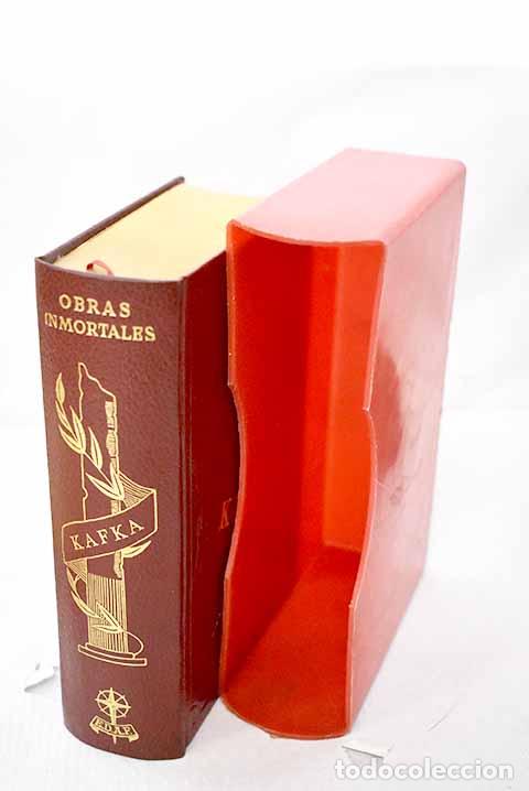 Libros: El proceso ; Am&eacute;rica ; La metamorfosis ; La condena ; La muralla china ; Un virtuoso del hambre