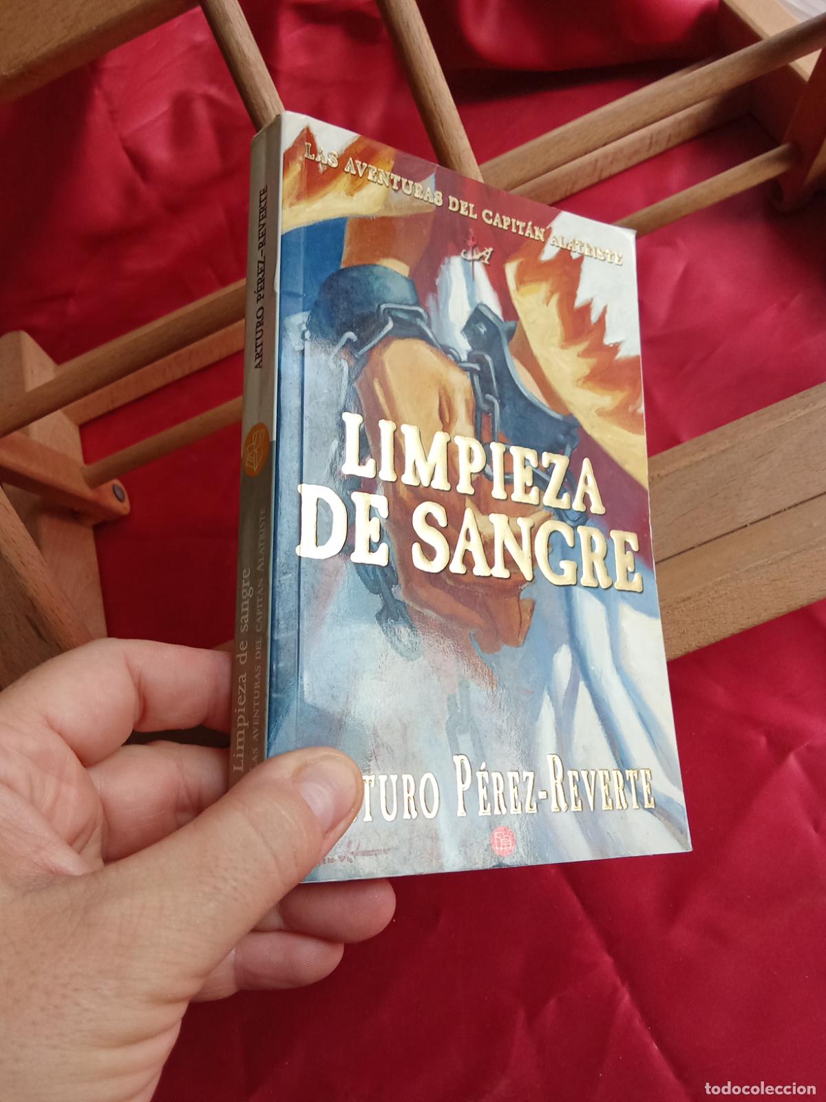 B&uuml;cher: Limpieza de Sangre, Arturo P&eacute;rez-Reverte. L.12820-1766