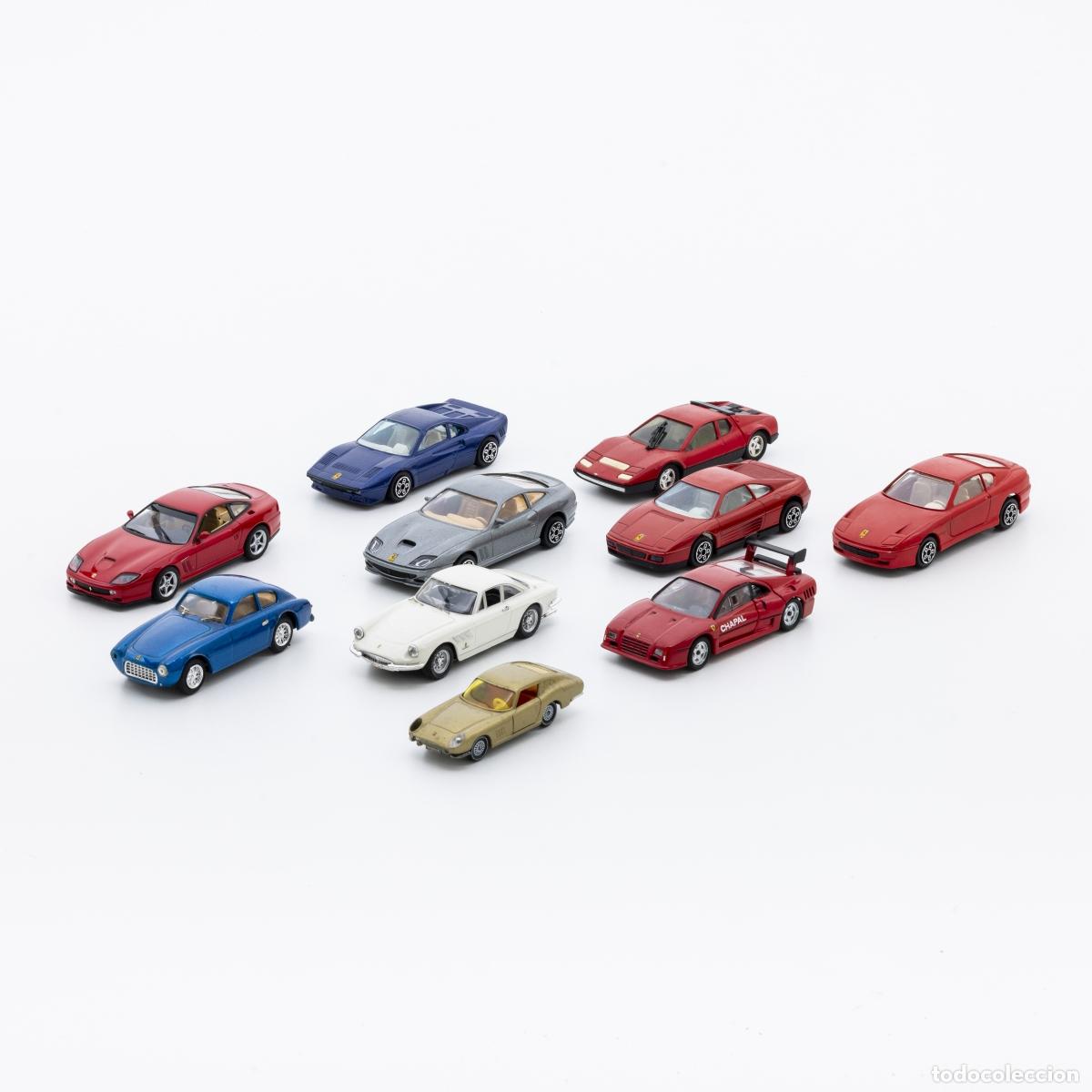 books: Juguetes - Diez coches Ferrari en miniatura