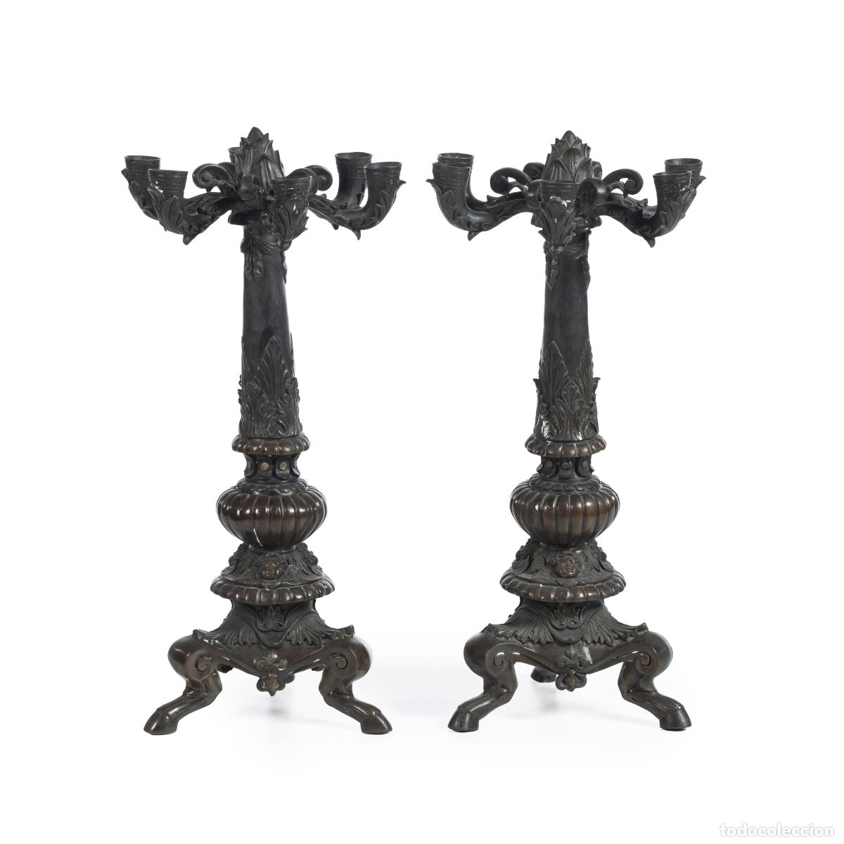 books: Decoraci&oacute;n - Par de candelabros de bronce - Siglo XIX