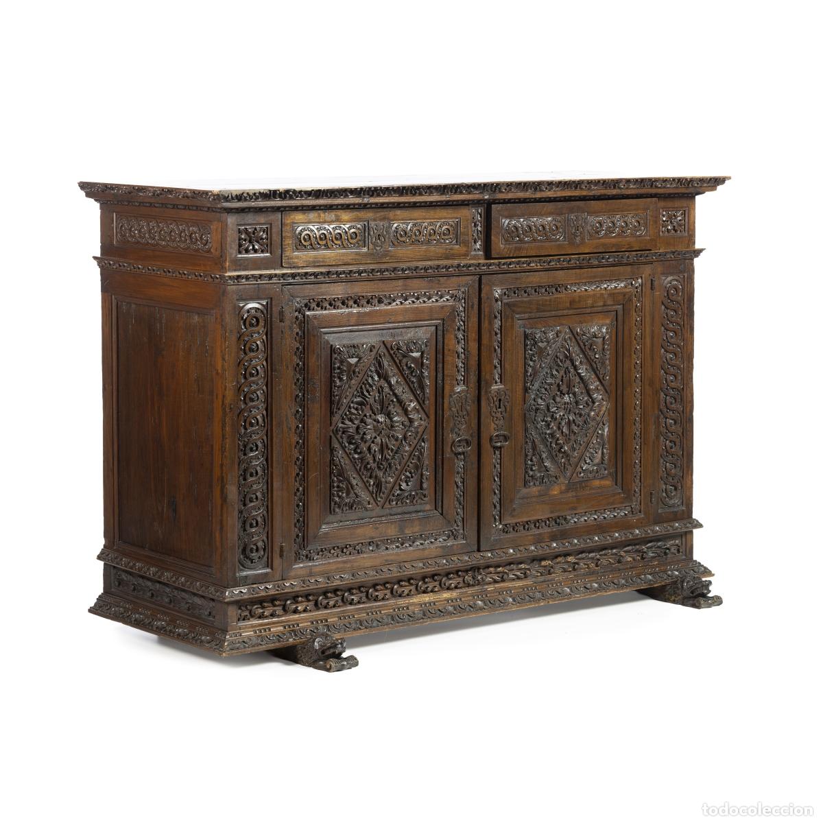 books: Muebles - Armario - Siglo XVIII