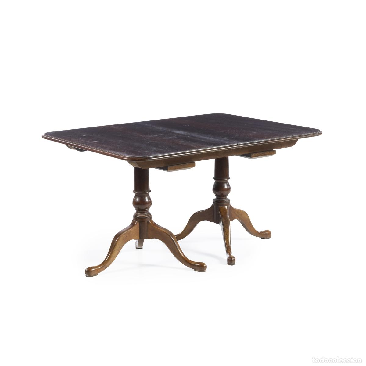 books: Muebles - Mesa de comedor - Siglo XIX
