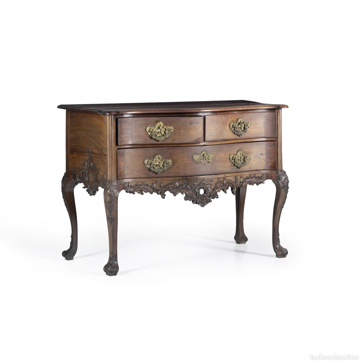B&uuml;cher: Muebles - C&oacute;moda del rey Jos&eacute; - Siglo XVIII