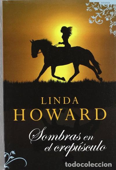 Libri di seconda mano: Sombras en el crep&uacute;sculo- 9788496711839