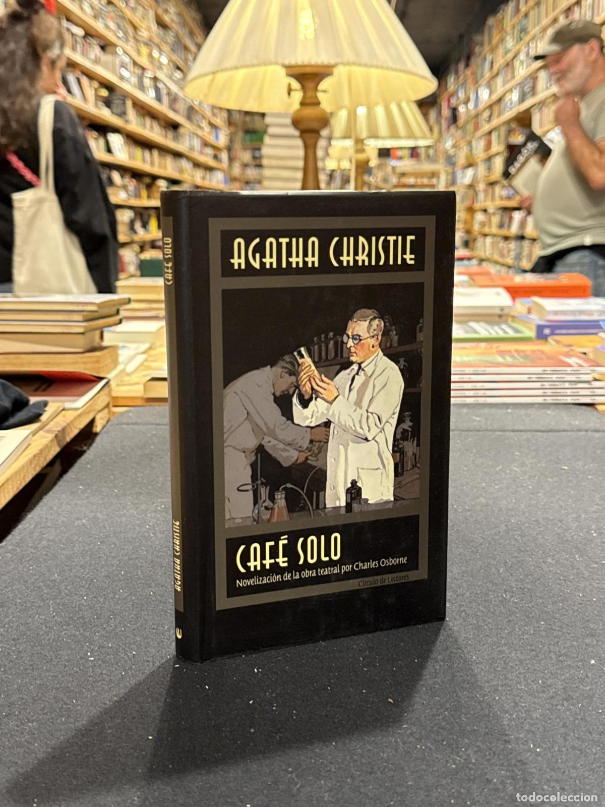 Caf&eacute; solo - Agatha Christie
