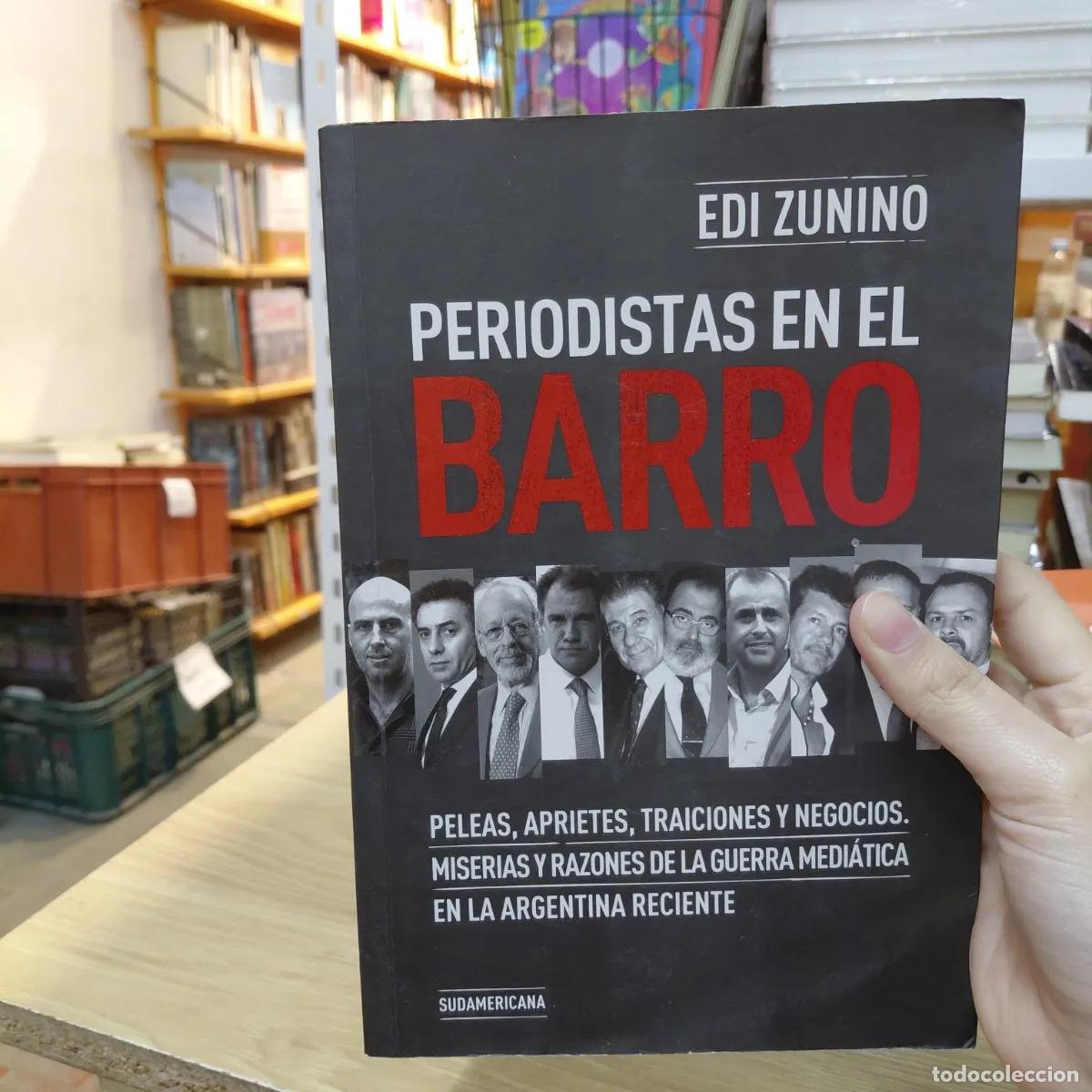books: Periodistas en el barro (det.) - Edi Zunino