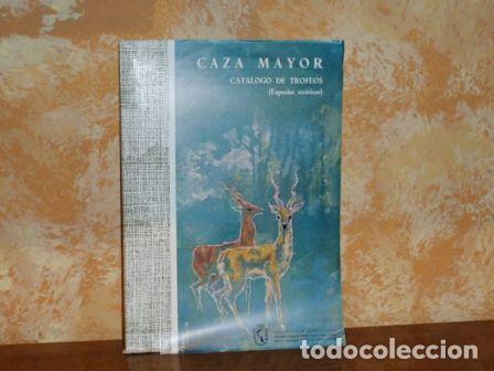 books: CAZA MAYOR - CAT&Aacute;LOGO DE TROFEOS - Especies ex&oacute;ticas - VV. AA.
