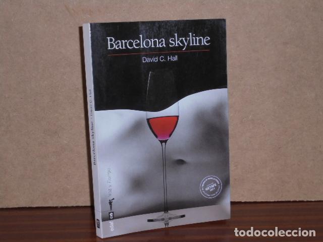 Libri di seconda mano: BARCELONA SKYLINE - Hall, David C.